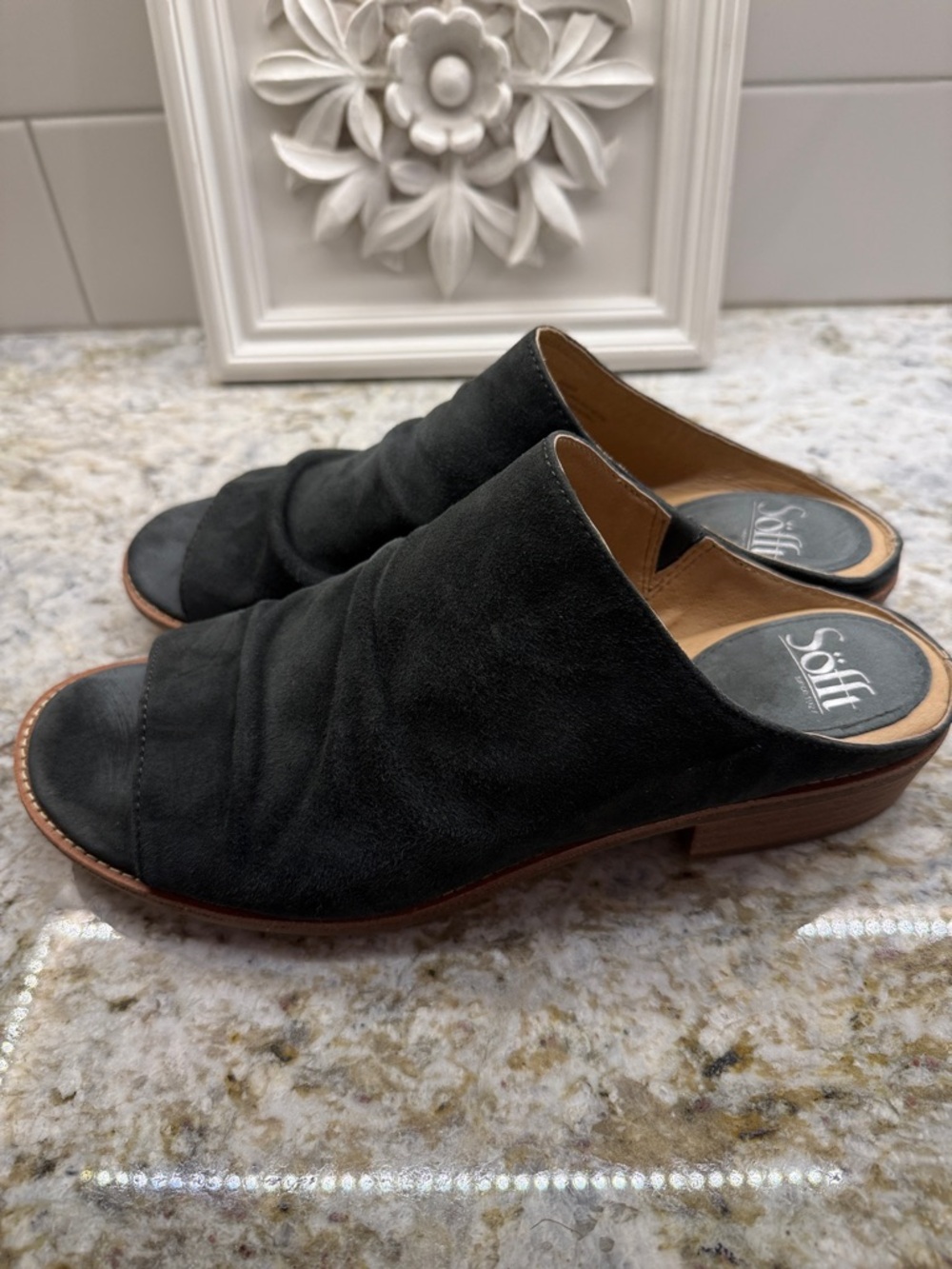 Söfft Dark Green Netta Suede Slides - Picture 2 of 6